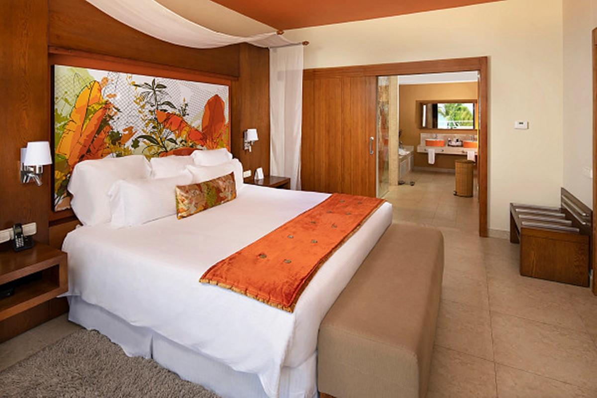 Breathless Punta Cana Resort & Spa (Adults Only) Exteriér fotografie A bedroom at the Hard Rock Hotel