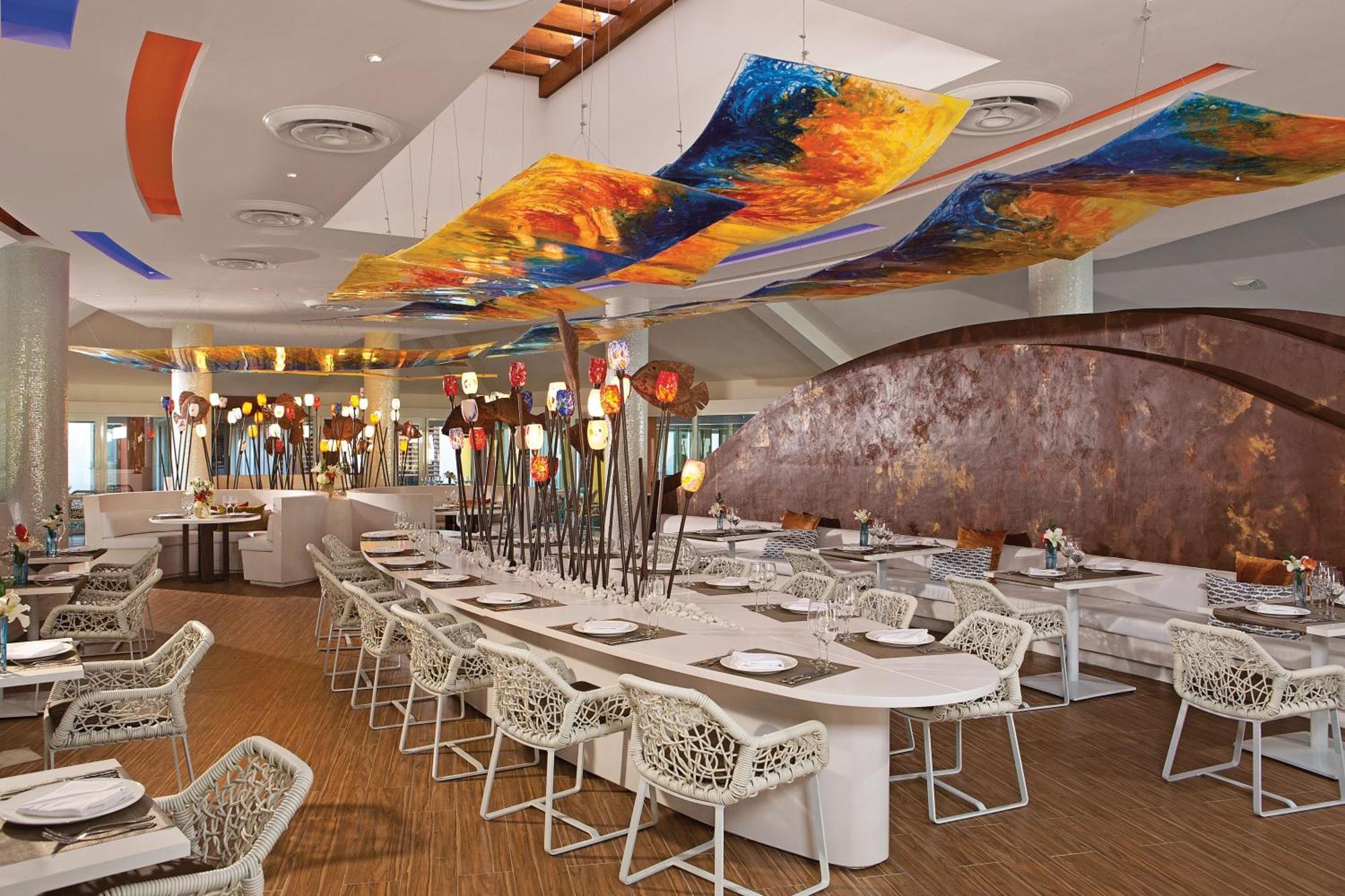 Breathless Punta Cana Resort & Spa (Adults Only) Exteriér fotografie The interior of the restaurant