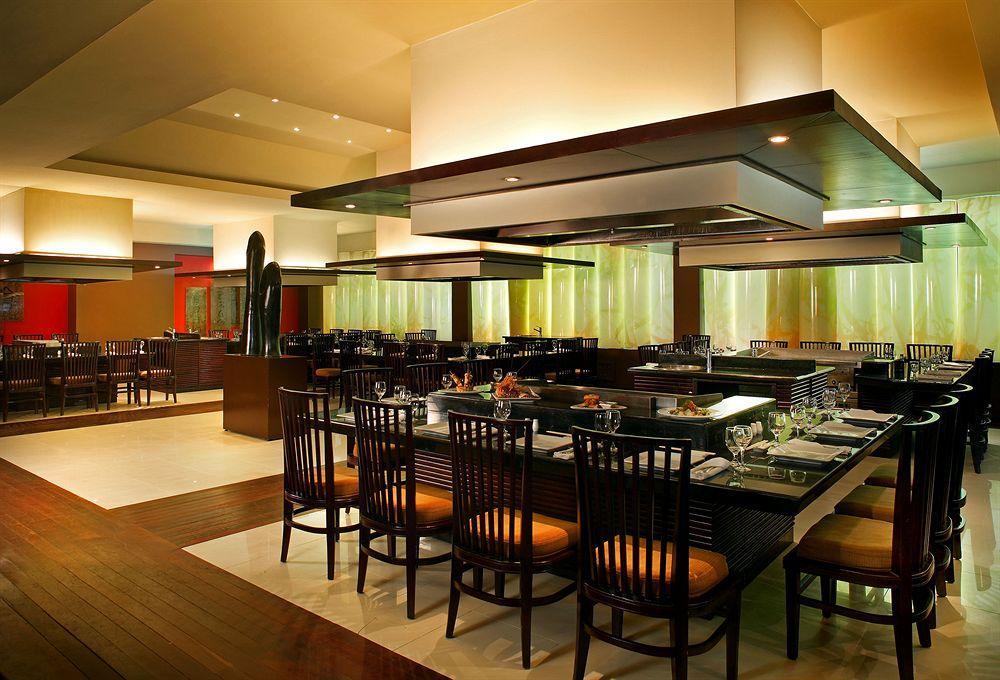 Breathless Punta Cana Resort & Spa (Adults Only) Exteriér fotografie The interior of a restaurant