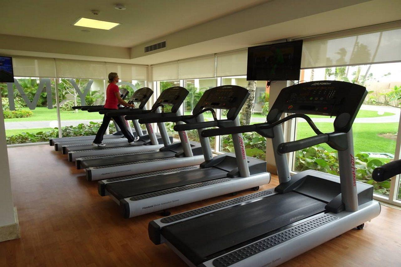 Breathless Punta Cana Resort & Spa (Adults Only) Exteriér fotografie Treadmills